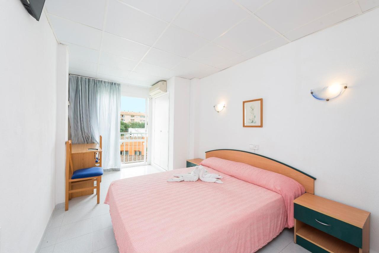 Hostal Vista Alegre Port de Alcudia  Exterior photo