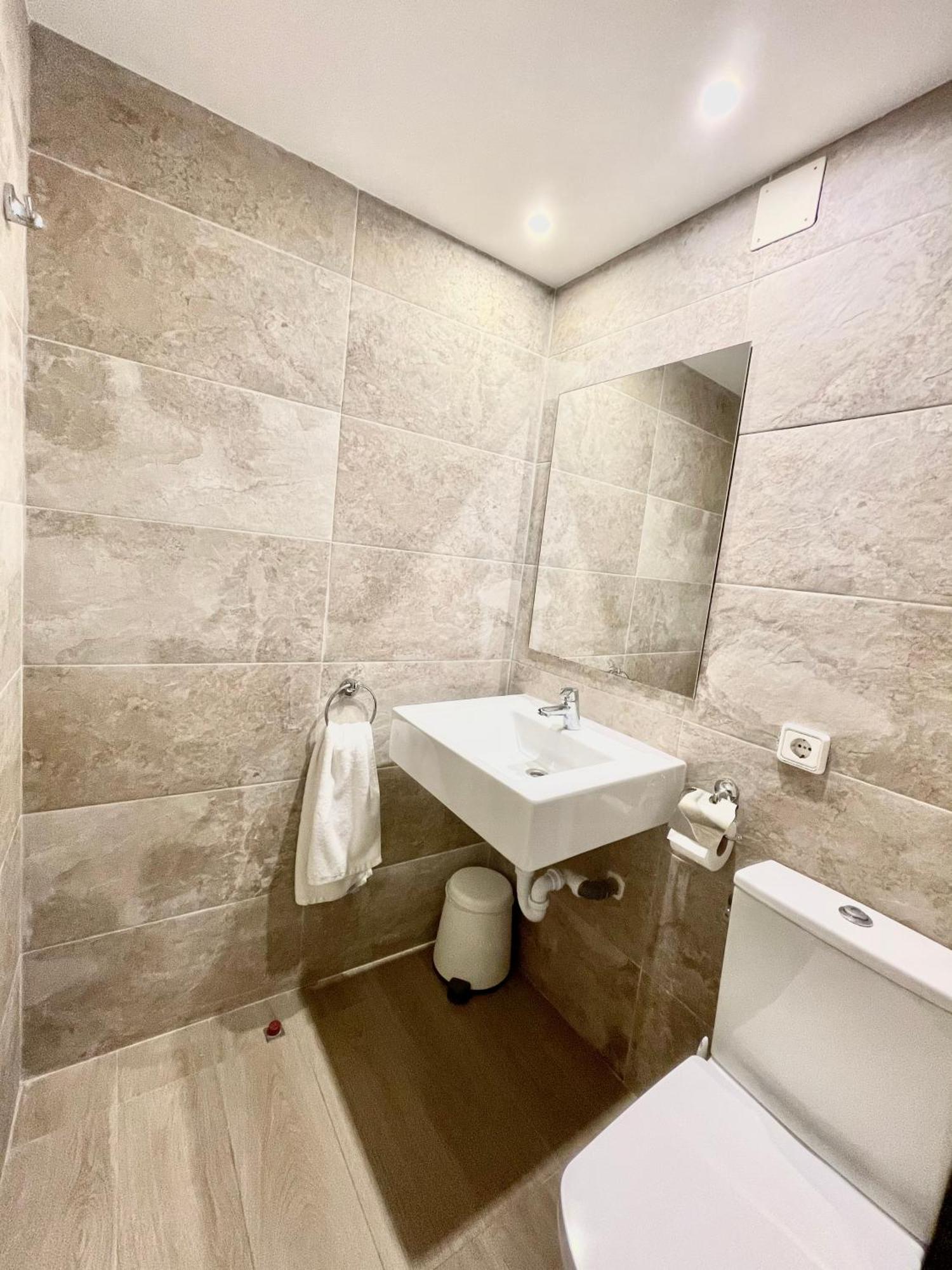 Hostal Vista Alegre Port de Alcudia  Exterior photo