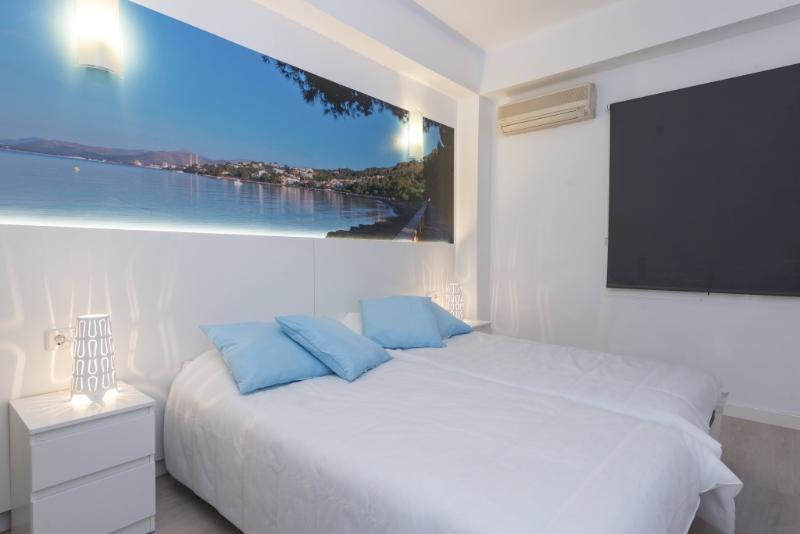 Hostal Vista Alegre Port de Alcudia  Exterior photo